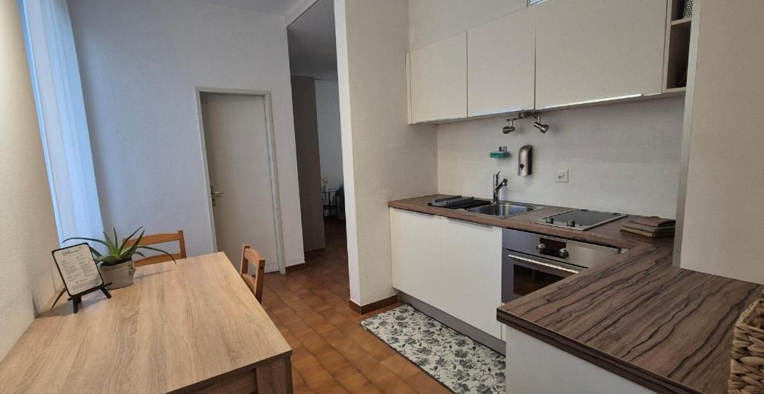 Ferienwohnung Casa Del Sole Locarno Zimmer foto